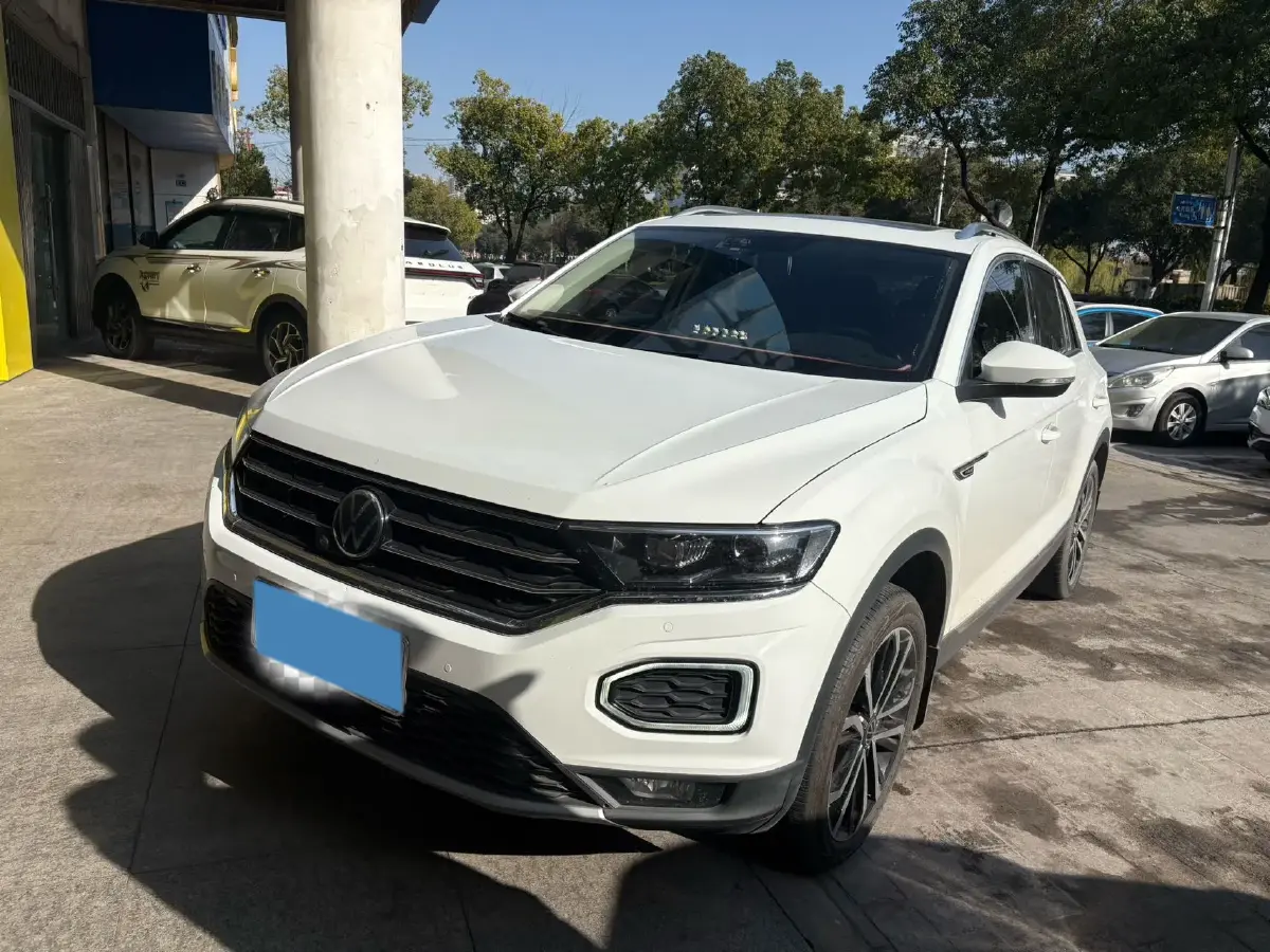 2021 Volkswagen T-Roc 1.4T 150HP L4 7DCT