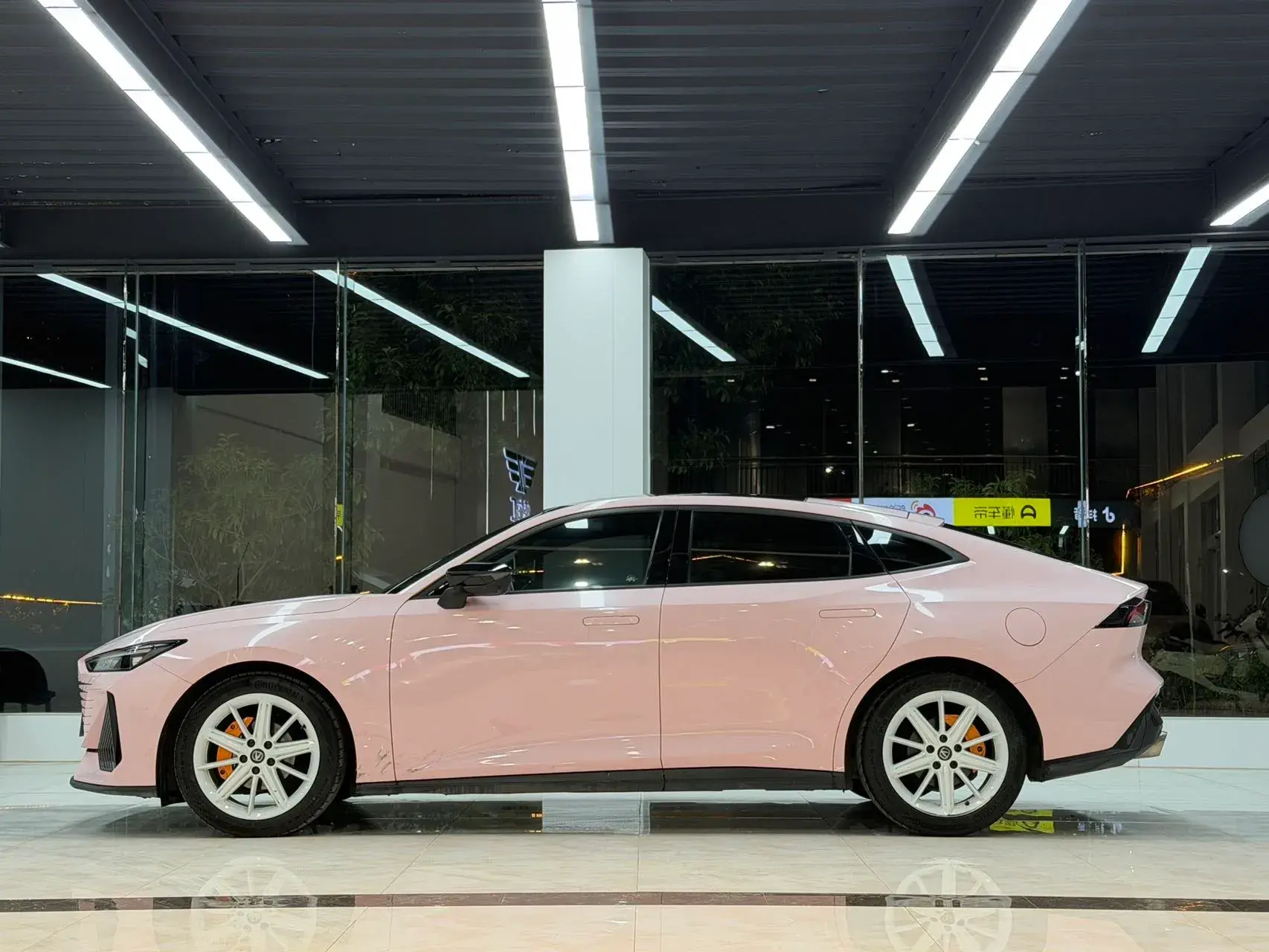 2022 CHANGAN UNI-V thumbnail 3