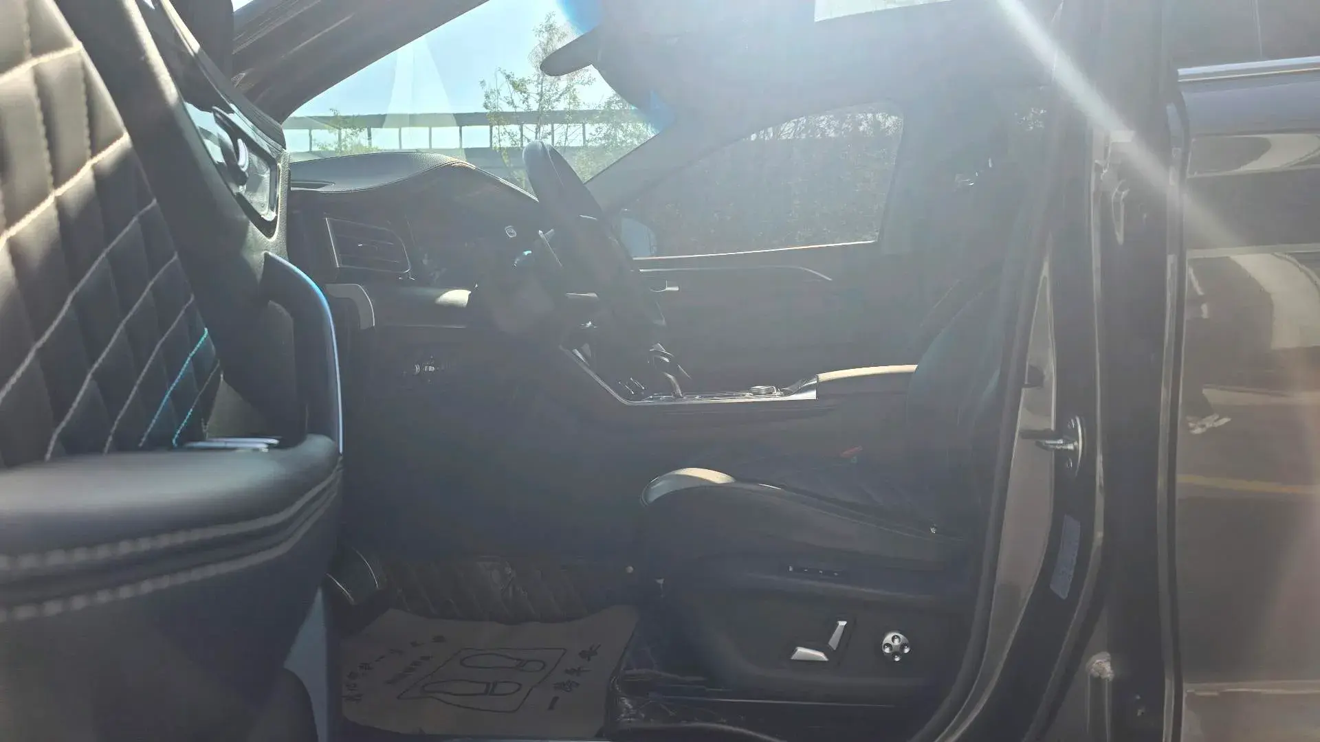 2020 JETOUR X95 thumbnail 4