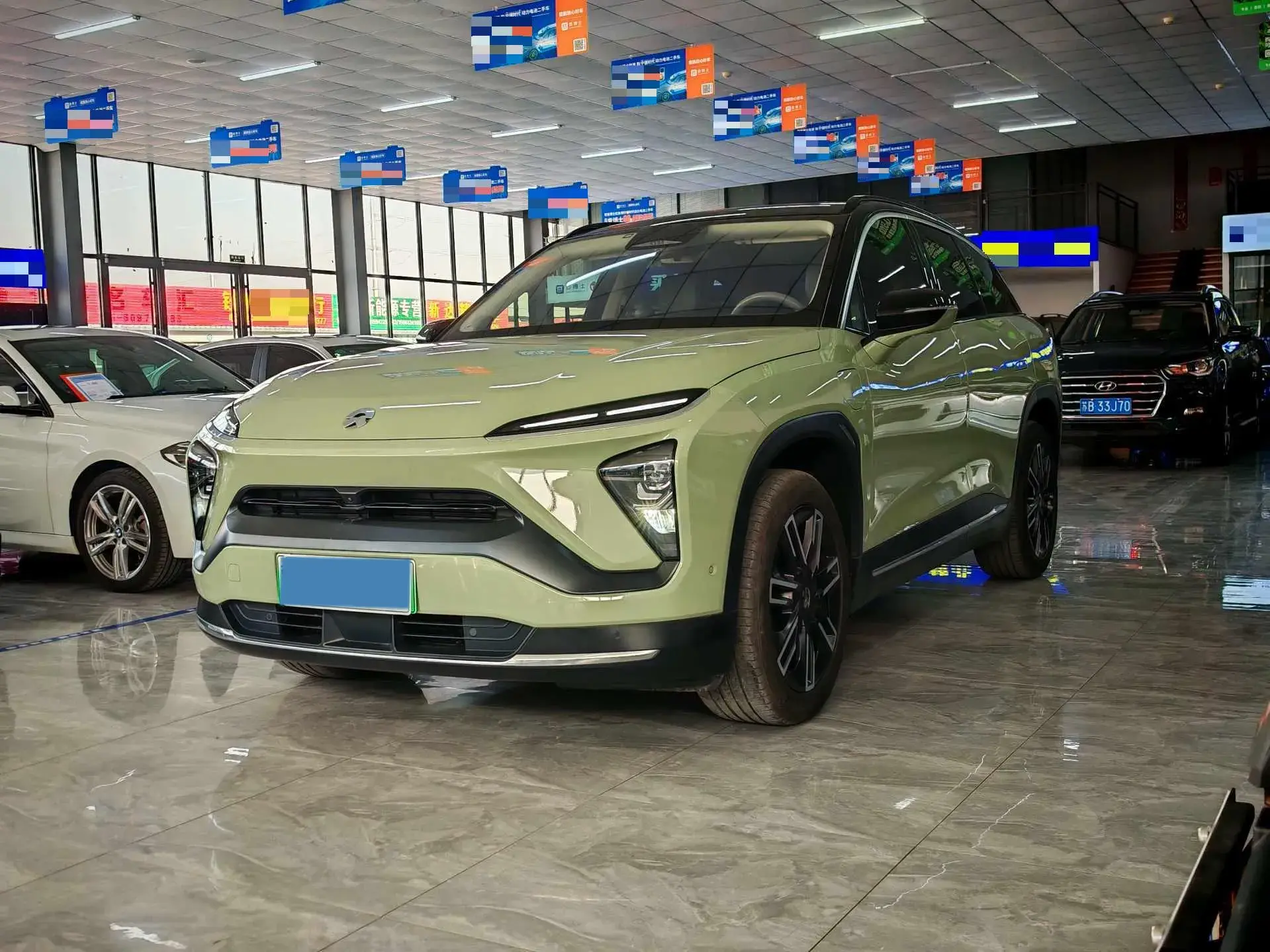 2020 NIO ES6 view 1