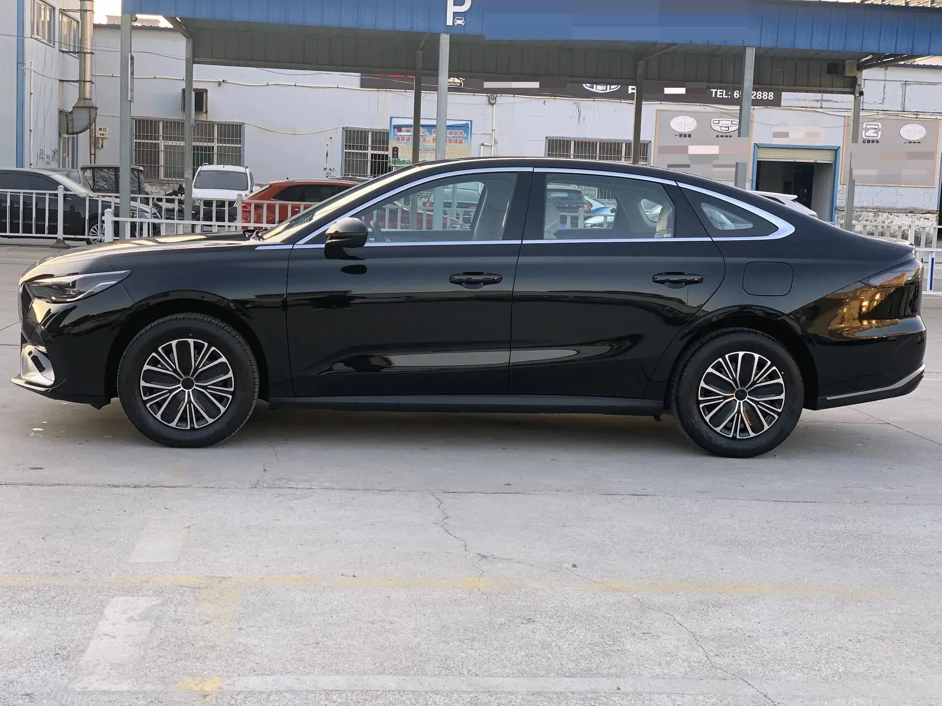 2025 GEELY GALAXY thumbnail 4