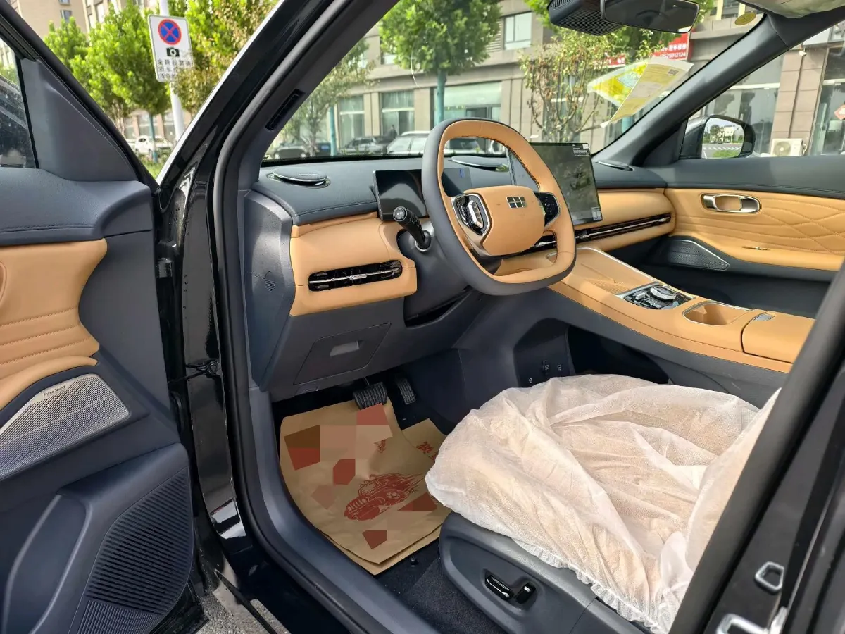 2025 Geely Galaxy Starship 7 1.5L 112HP L4 1DHT PHEV 8.5KWH,autocango,china used car exporter,china ev exporter,chinese used car exporter,chinese used ev exporter