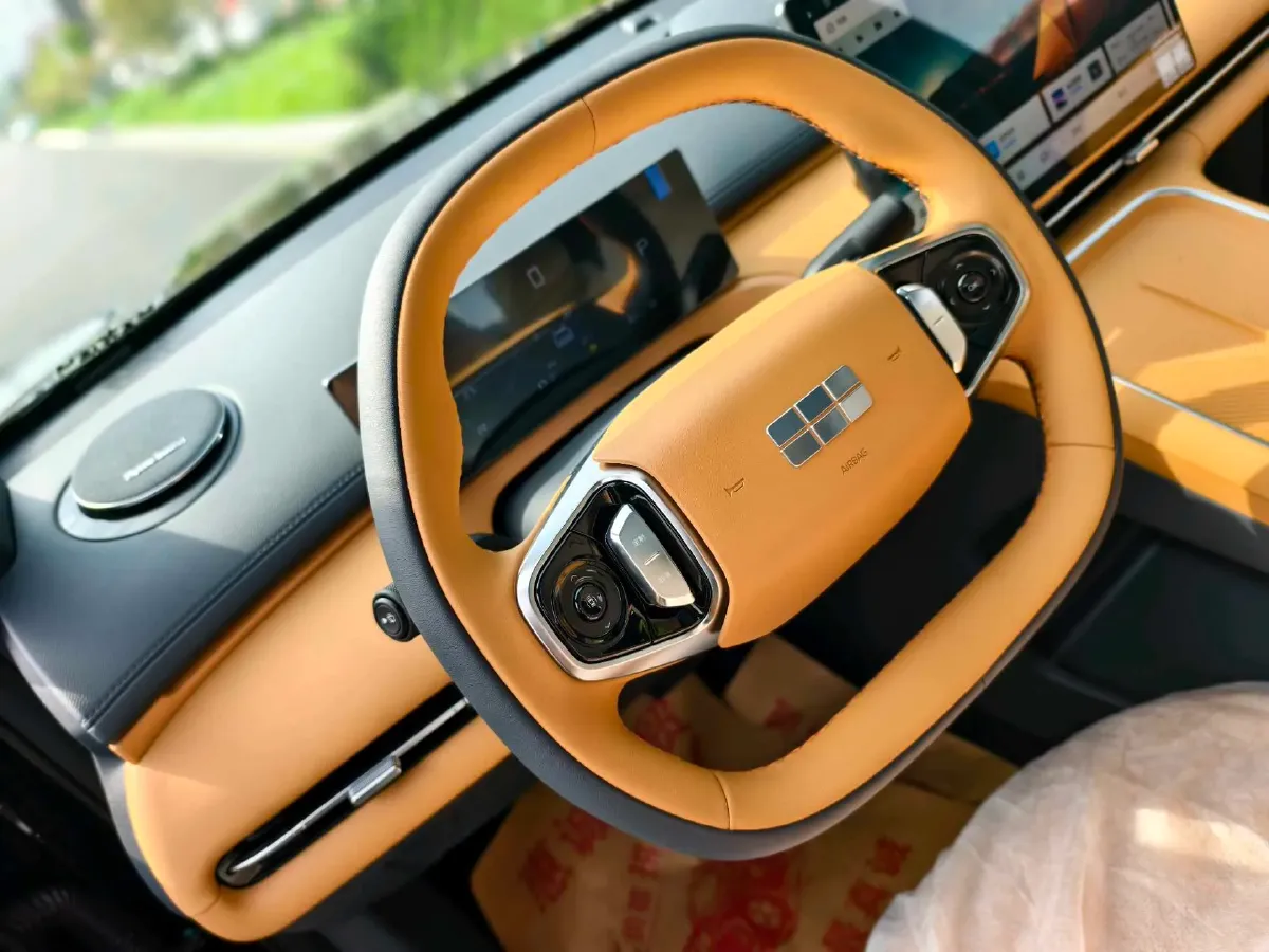 2025 Geely Galaxy Starship 7 1.5L 112HP L4 1DHT PHEV 8.5KWH,autocango,china used car exporter,china ev exporter,chinese used car exporter,chinese used ev exporter