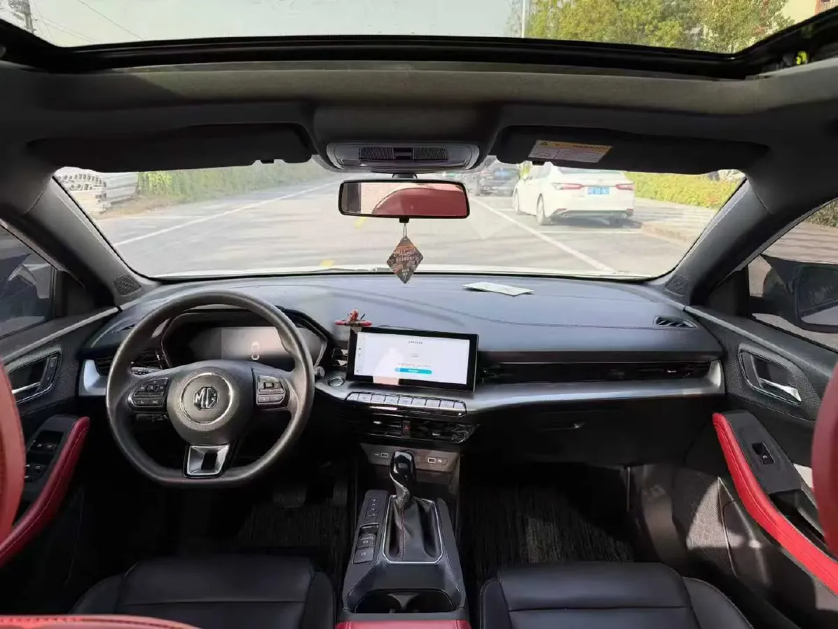 2021 MG 5 1.5L 120HP L4 CVT,autocango,china used car exporter,china ev exporter,chinese used car exporter,chinese used ev exporter