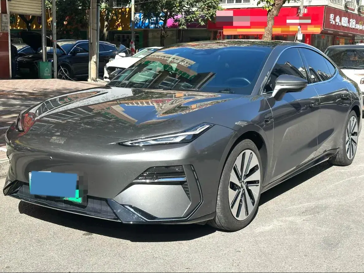 2024 Geely Galaxy E8 BEV 76KWH