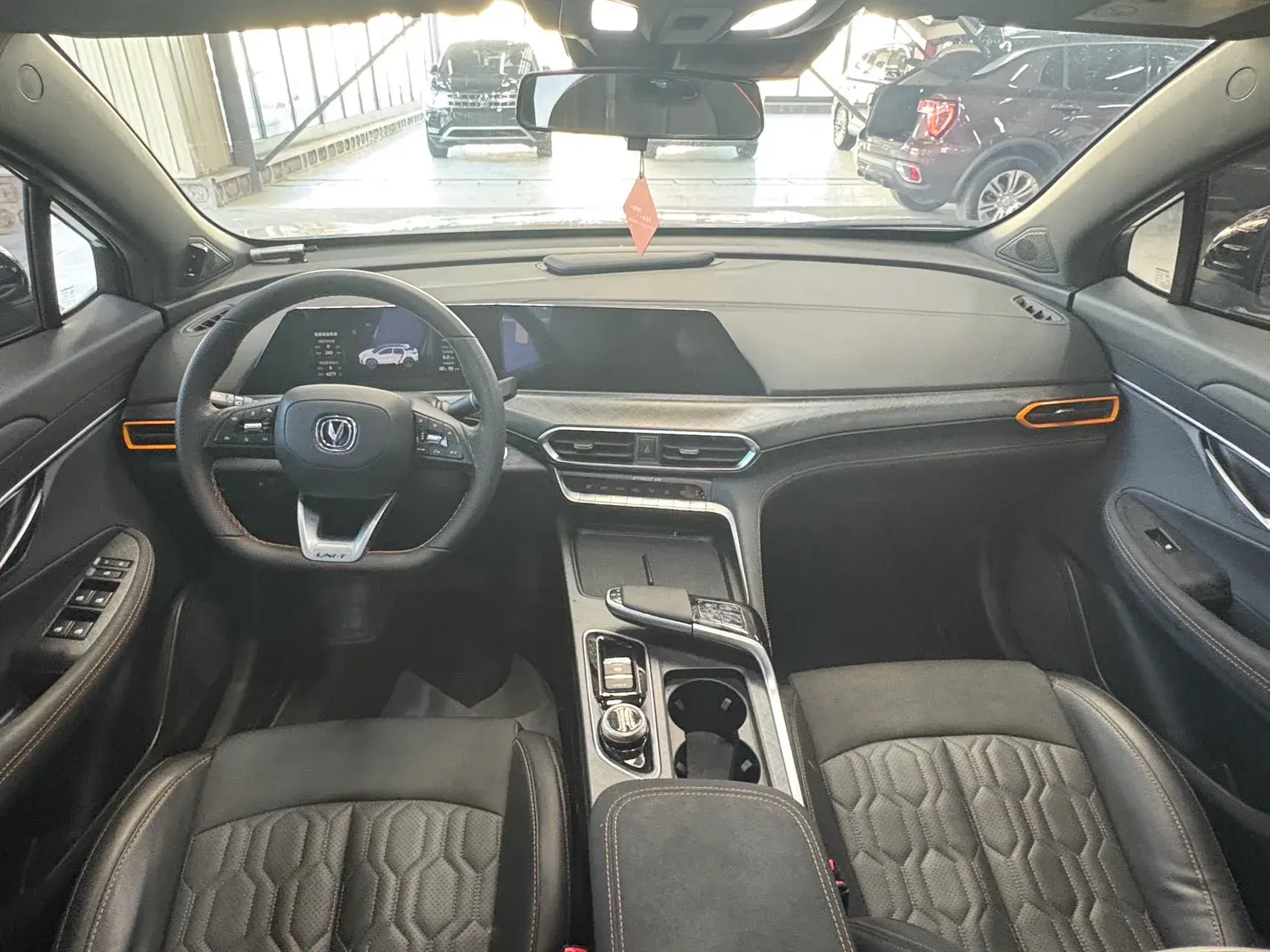 2022 CHANGAN UNI-T thumbnail 4