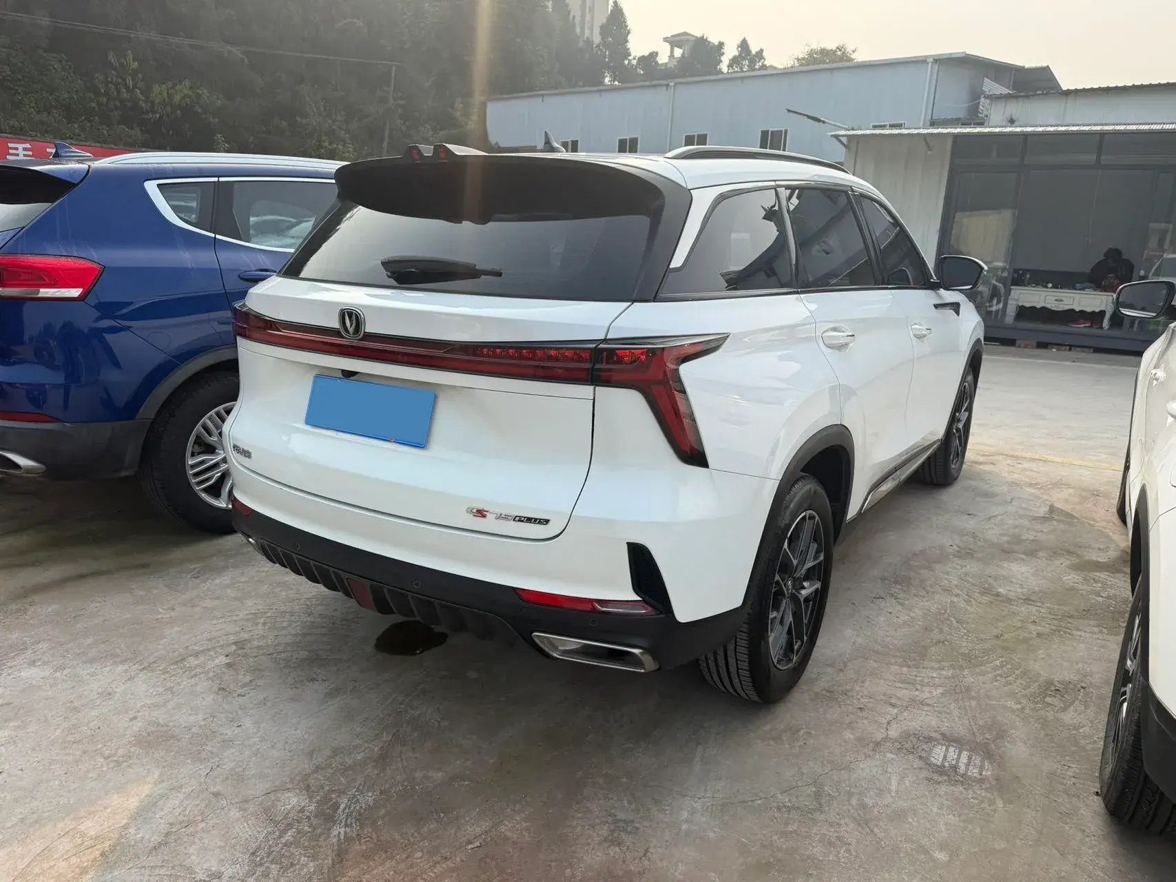 2023 CHANGAN CS75 thumbnail 3