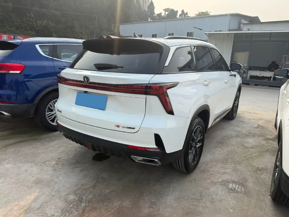2023 ChangAn CS75 Plus iDD 1.5T 170HP L4 6TCT PHEV 28.39KWH,autocango,china used car exporter,china ev exporter,chinese used car exporter,chinese used ev exporter