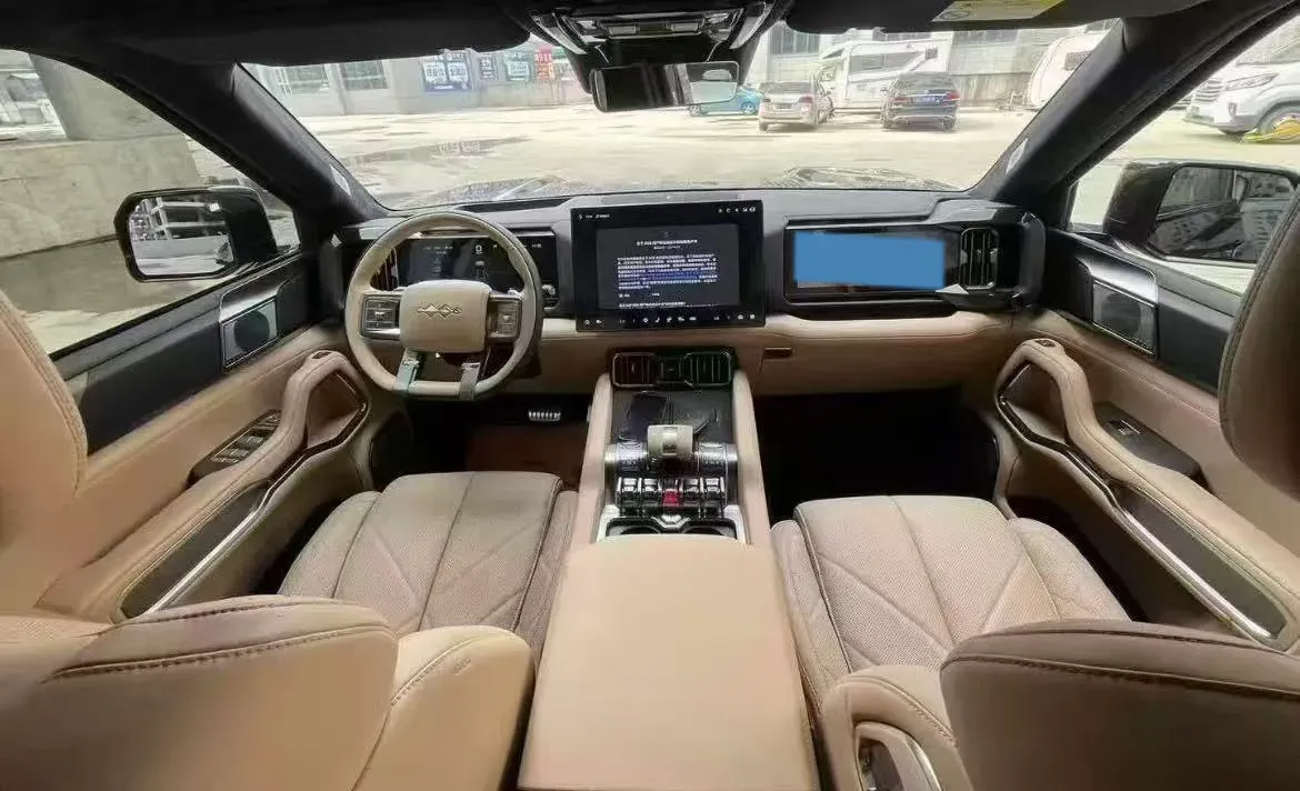 2025 FangChengBao Bao 8 2.0T 245HP L4 E-CVT PHEV 36.8KWH,autocango,china used car exporter,china ev exporter,chinese used car exporter,chinese used ev exporter