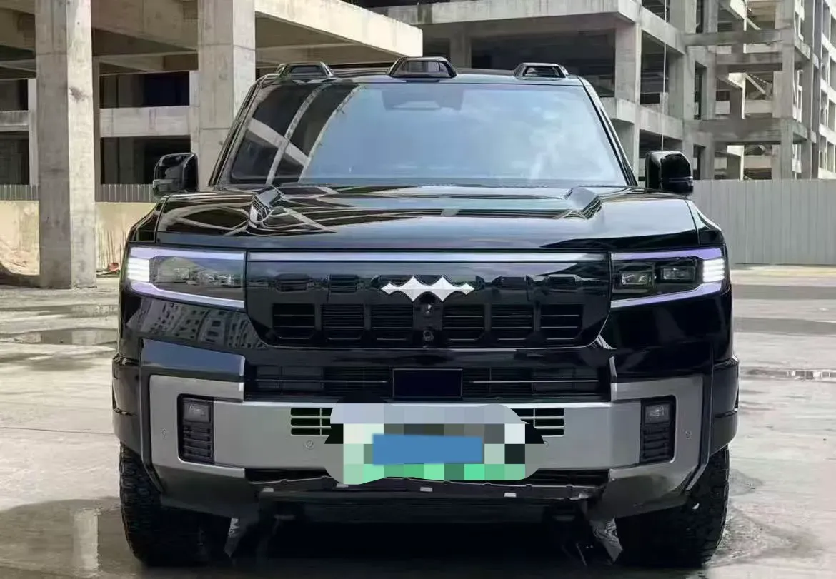 2025 FangChengBao Bao 8 2.0T 245HP L4 E-CVT PHEV 36.8KWH,autocango,china used car exporter,china ev exporter,chinese used car exporter,chinese used ev exporter