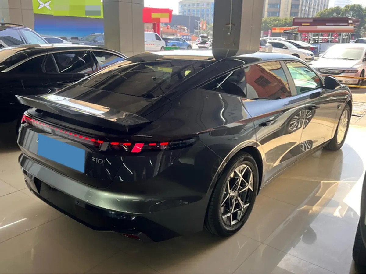 2025 LYNK&CO Z10 BEV 95KWH,autocango,china used car exporter,china ev exporter,chinese used car exporter,chinese used ev exporter