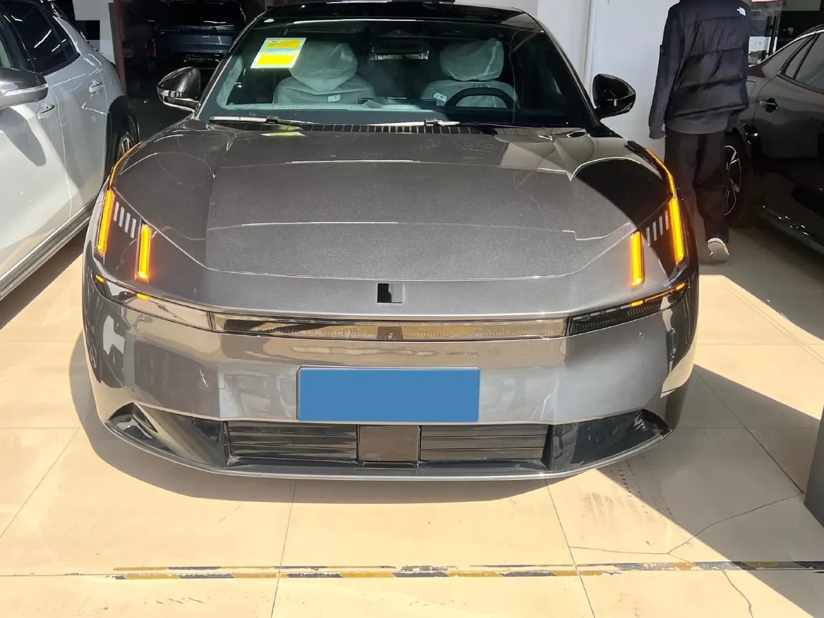 2025 LYNK&CO Z10 BEV 95KWH,autocango,china used car exporter,china ev exporter,chinese used car exporter,chinese used ev exporter