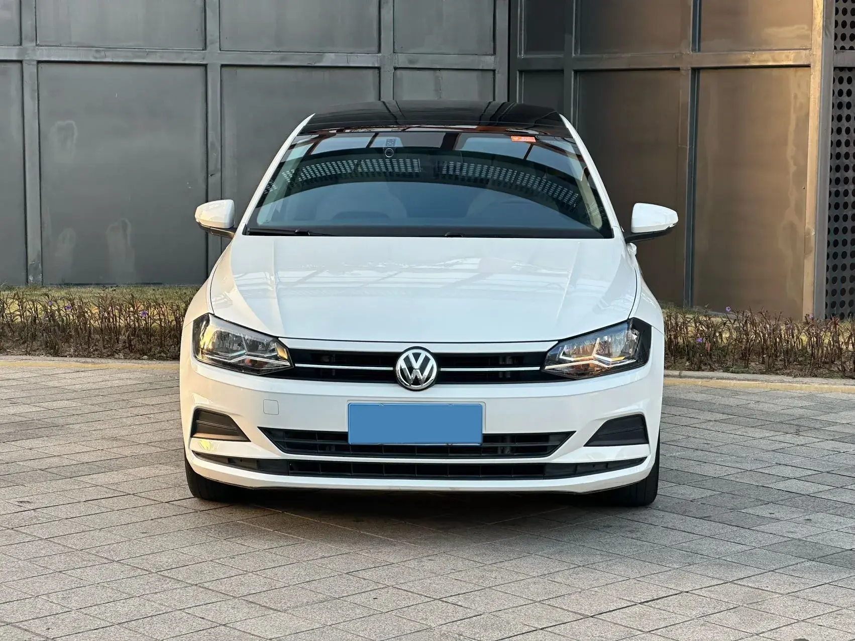 2019 VOLKSWAGEN POLO thumbnail 2