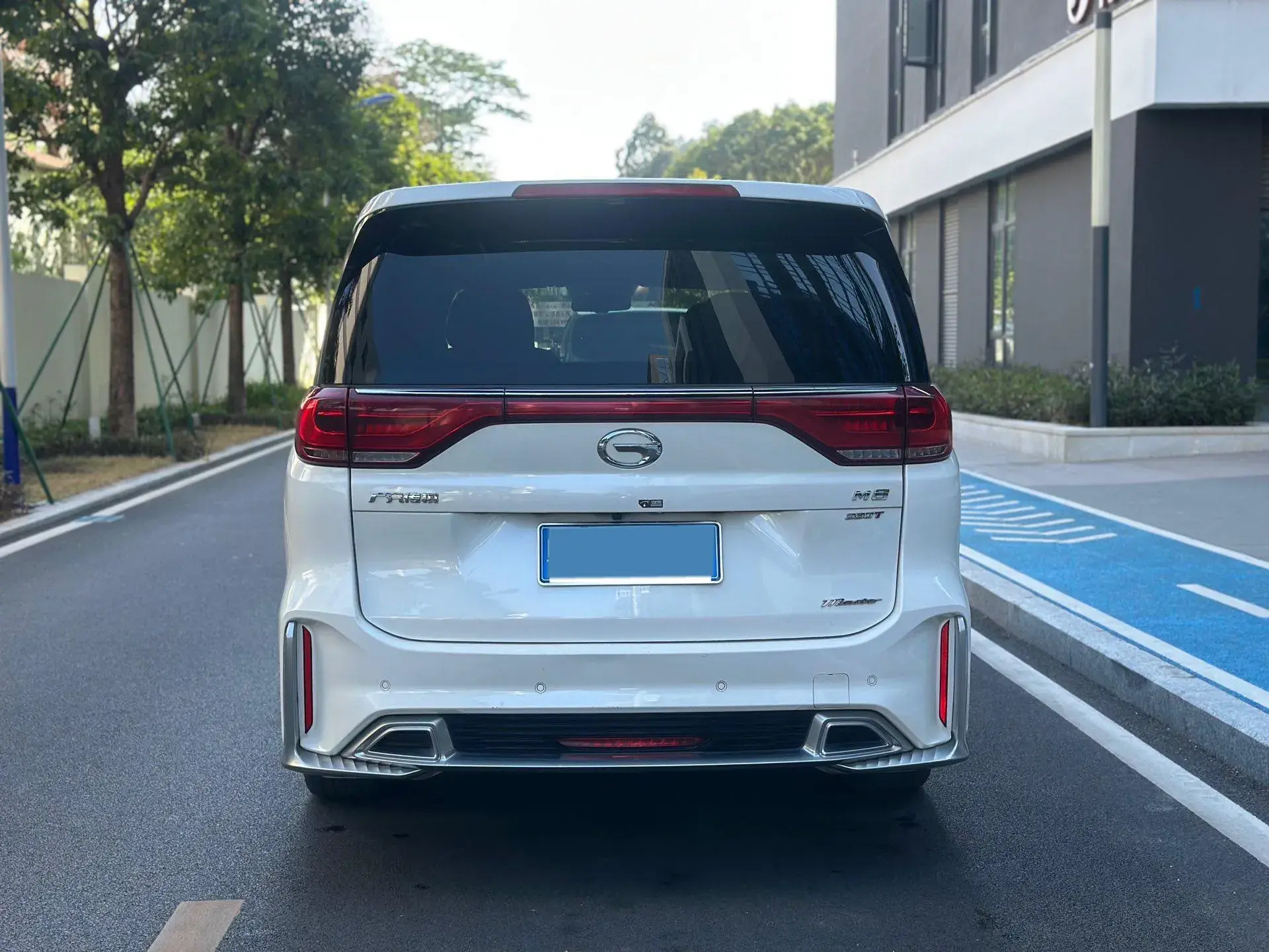 2021 GAC TRUMPCHI thumbnail 4