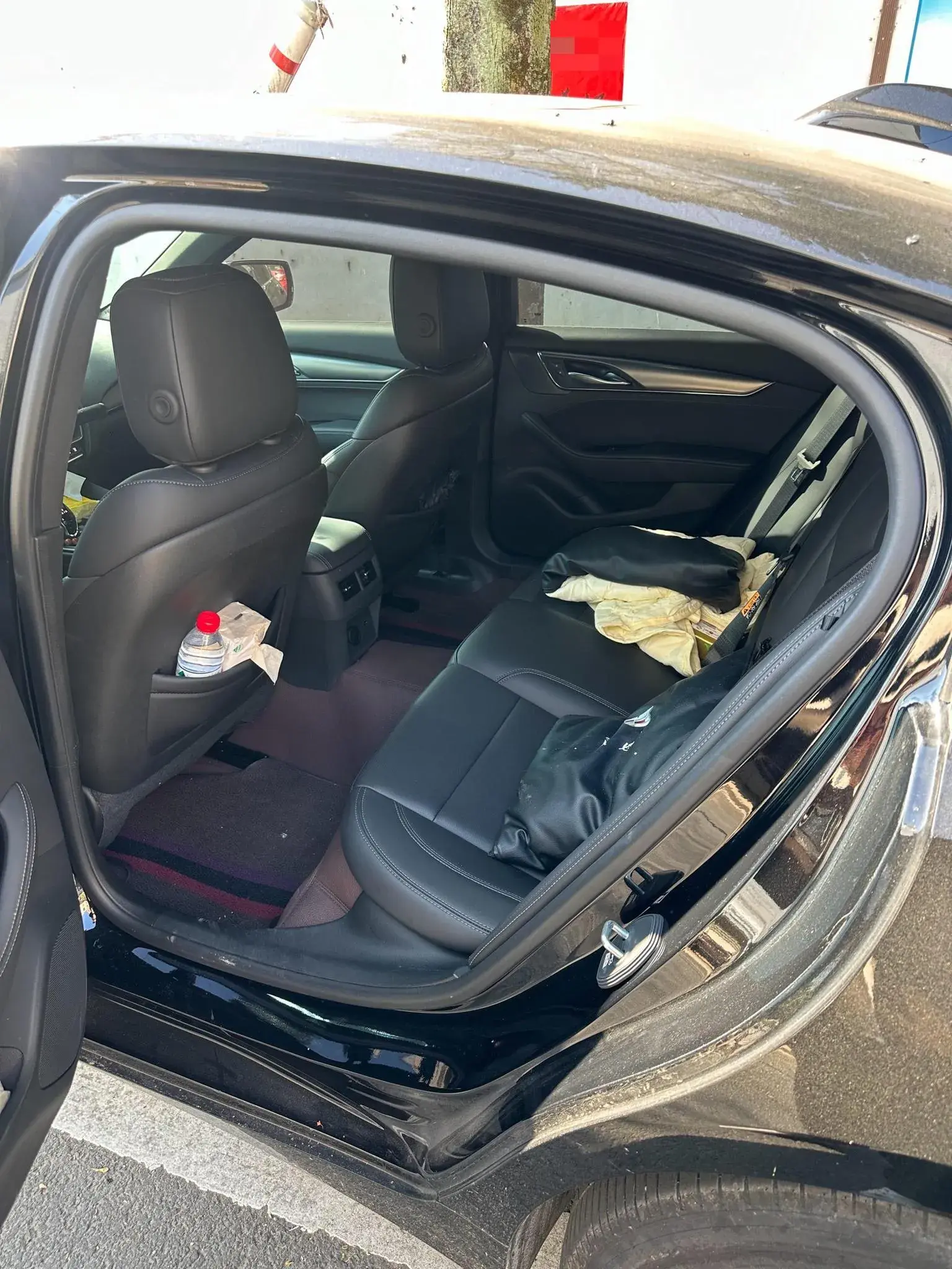 2025 CADILLAC CT5 thumbnail 4