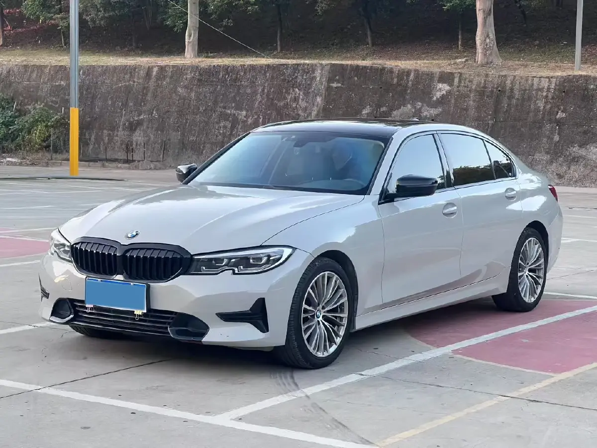 2020 BMW 3 Series 2.0T 184HP L4 8AT