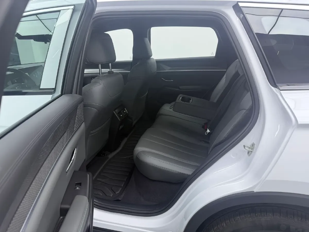 2026 BYD Song Pro 1.5L 101HP L4 E-CVT PHEV,autocango,china used car exporter,china ev exporter,chinese used car exporter,chinese used ev exporter