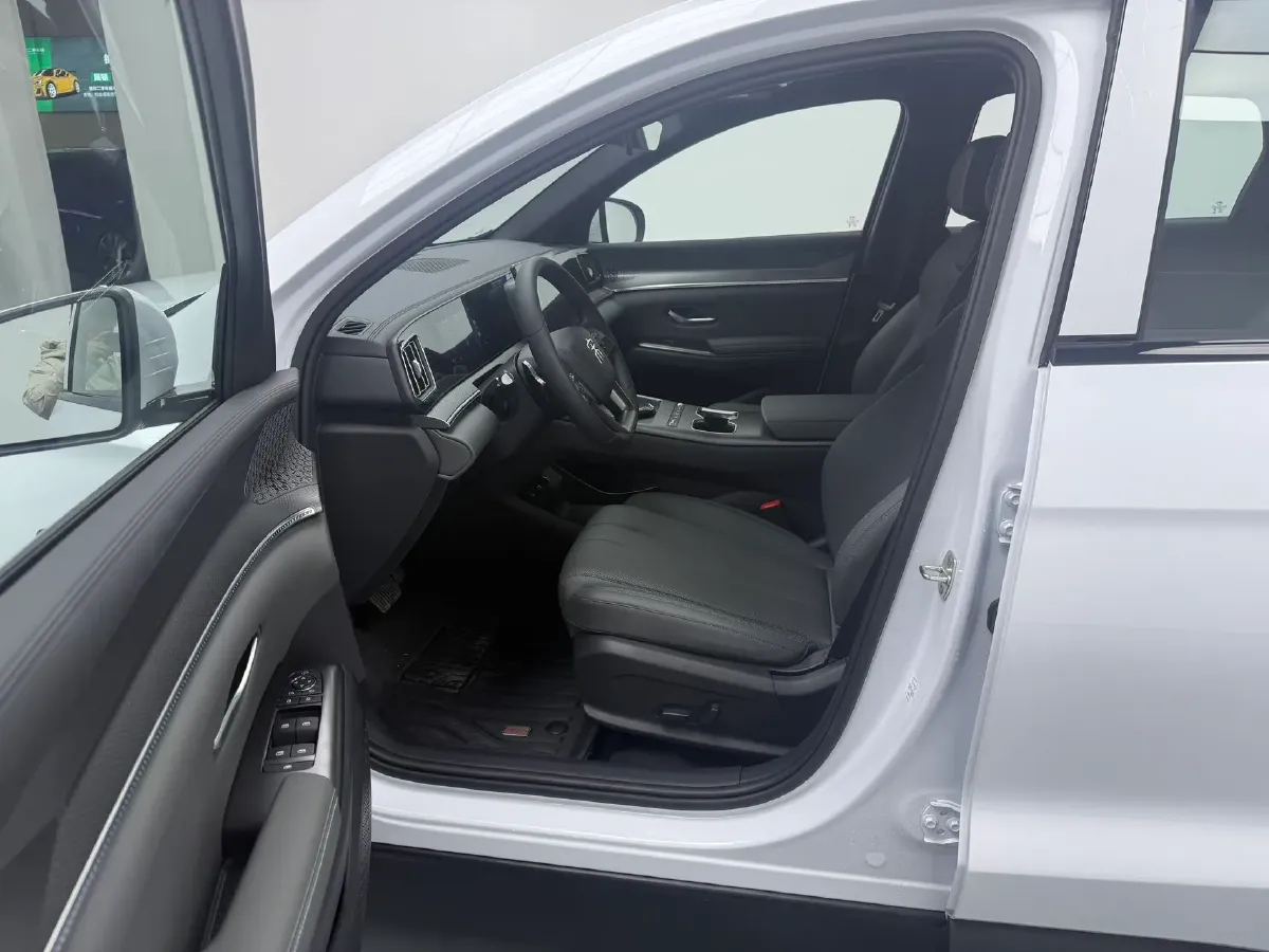 2026 BYD Song Pro 1.5L 101HP L4 E-CVT PHEV,autocango,china used car exporter,china ev exporter,chinese used car exporter,chinese used ev exporter