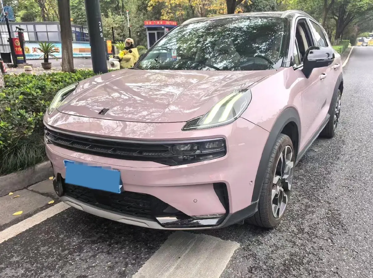 2022 LYNK&CO 06 EM-P 1.5T 177HP L3 7DCT PHEV 15.5KWH