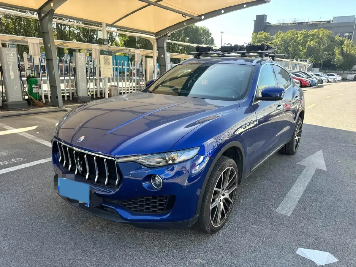 2018 Maserati Levante 3.0T 350HP V6 8AT