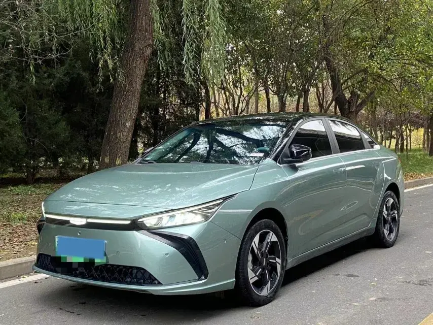 2022 Geometry G6 BEV 70KWH