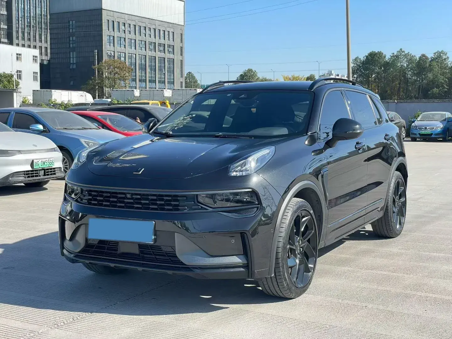 2021 LYNK&CO 01 view 1