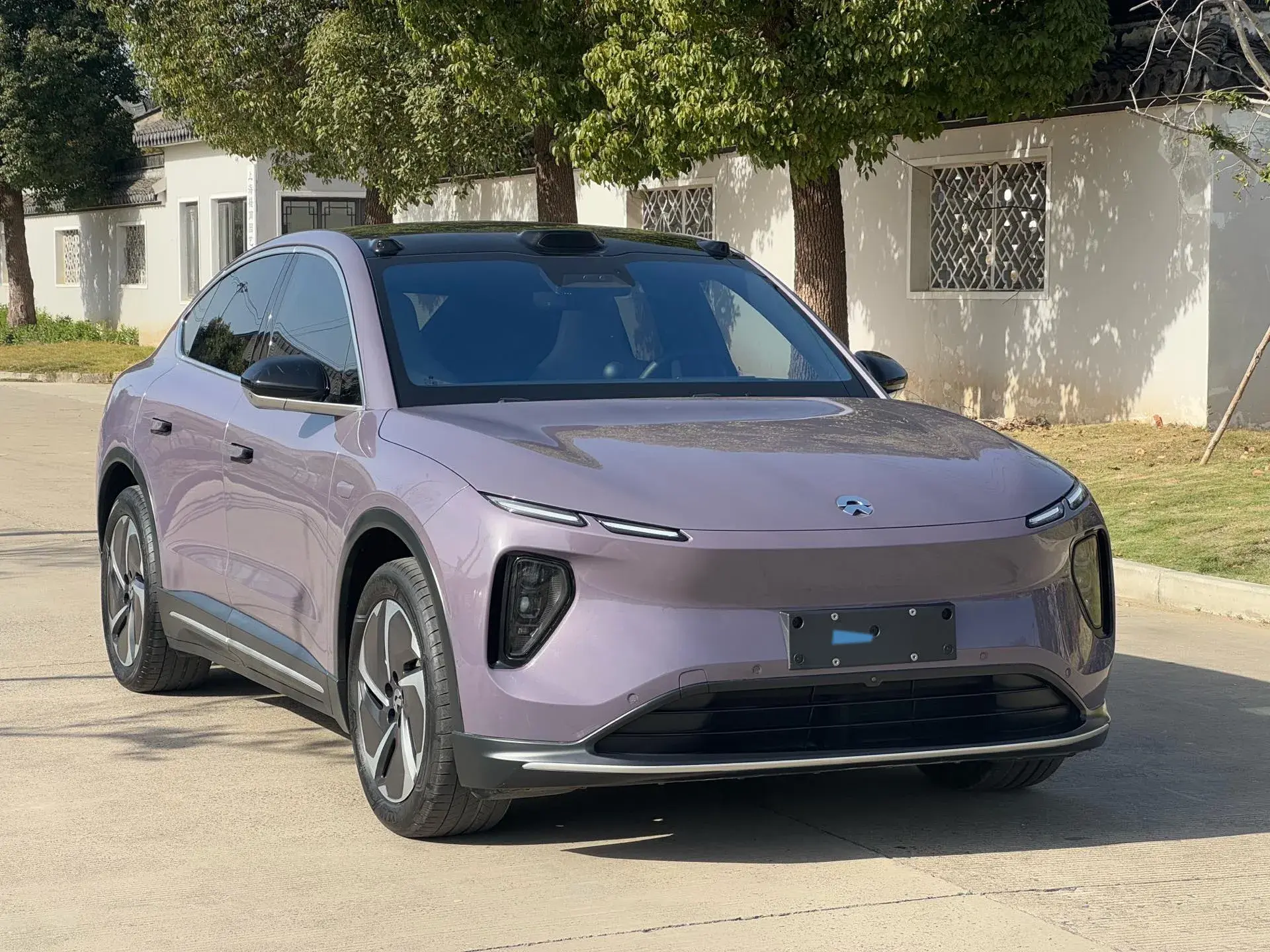 2024 NIO ES6 thumbnail 3