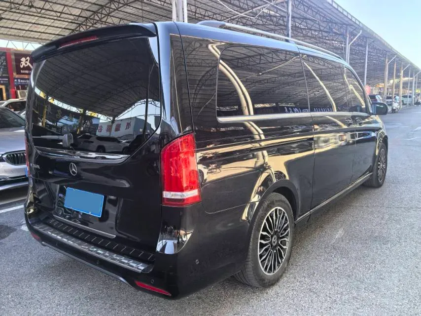2020 Mercedes-Benz V Class 2.0T 211HP L4 9AT,autocango,china used car exporter,china ev exporter,chinese used car exporter,chinese used ev exporter