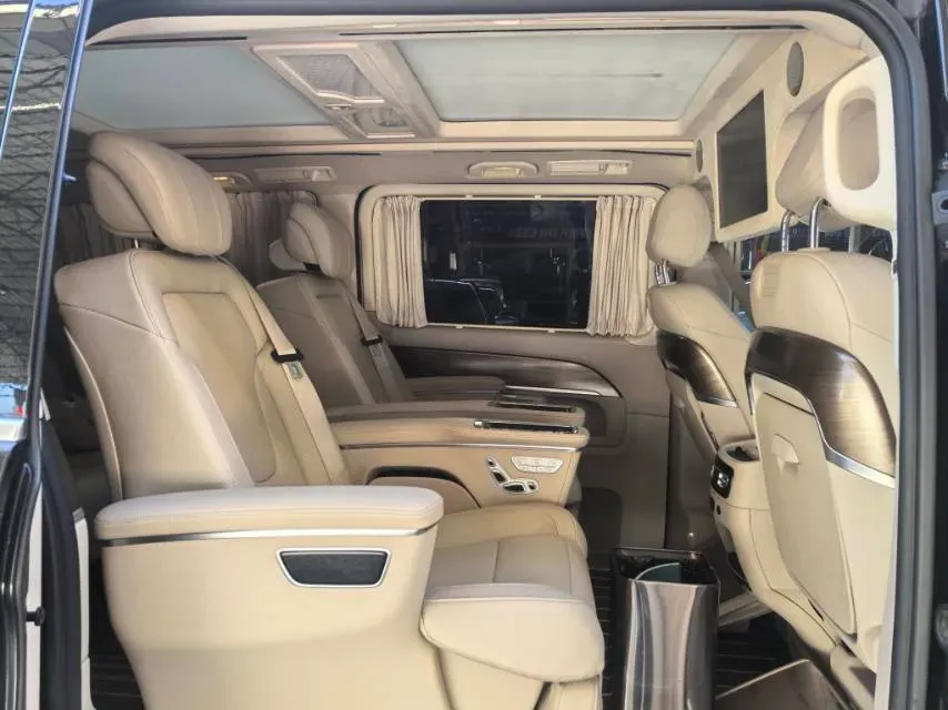 2020 Mercedes-Benz V Class 2.0T 211HP L4 9AT,autocango,china used car exporter,china ev exporter,chinese used car exporter,chinese used ev exporter
