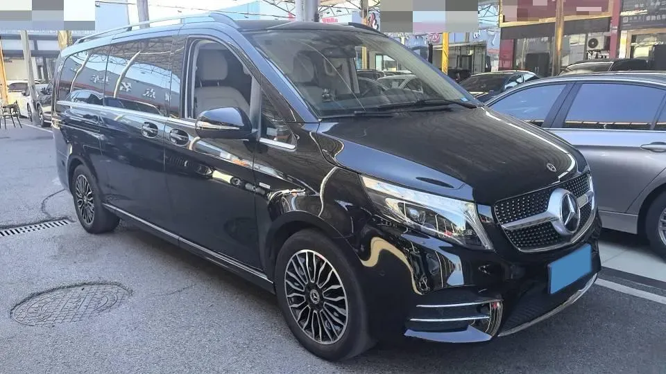 2020 Mercedes-Benz V Class 2.0T 211HP L4 9AT,autocango,china used car exporter,china ev exporter,chinese used car exporter,chinese used ev exporter