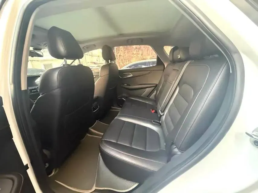 2018 MG HS 1.5T 169HP L4 7DCT,autocango,china used car exporter,china ev exporter,chinese used car exporter,chinese used ev exporter