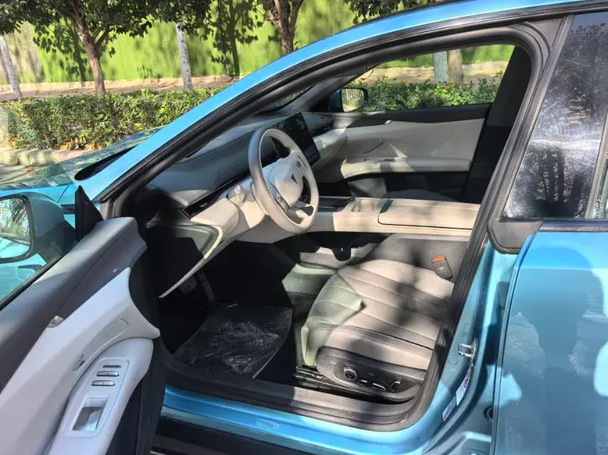 2024 DEEPAL L07 thumbnail 4