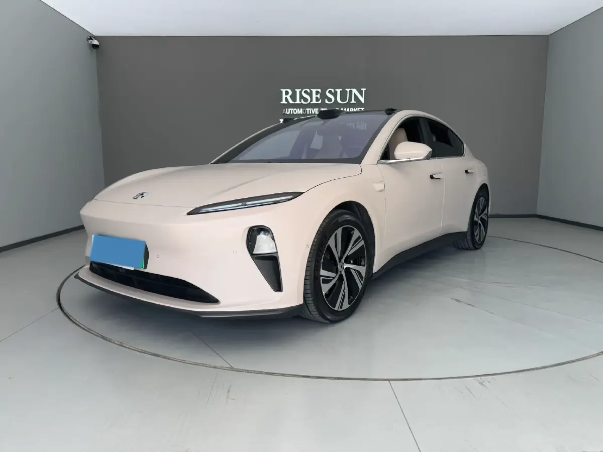 2024 NIO ET5 BEV 75KWH