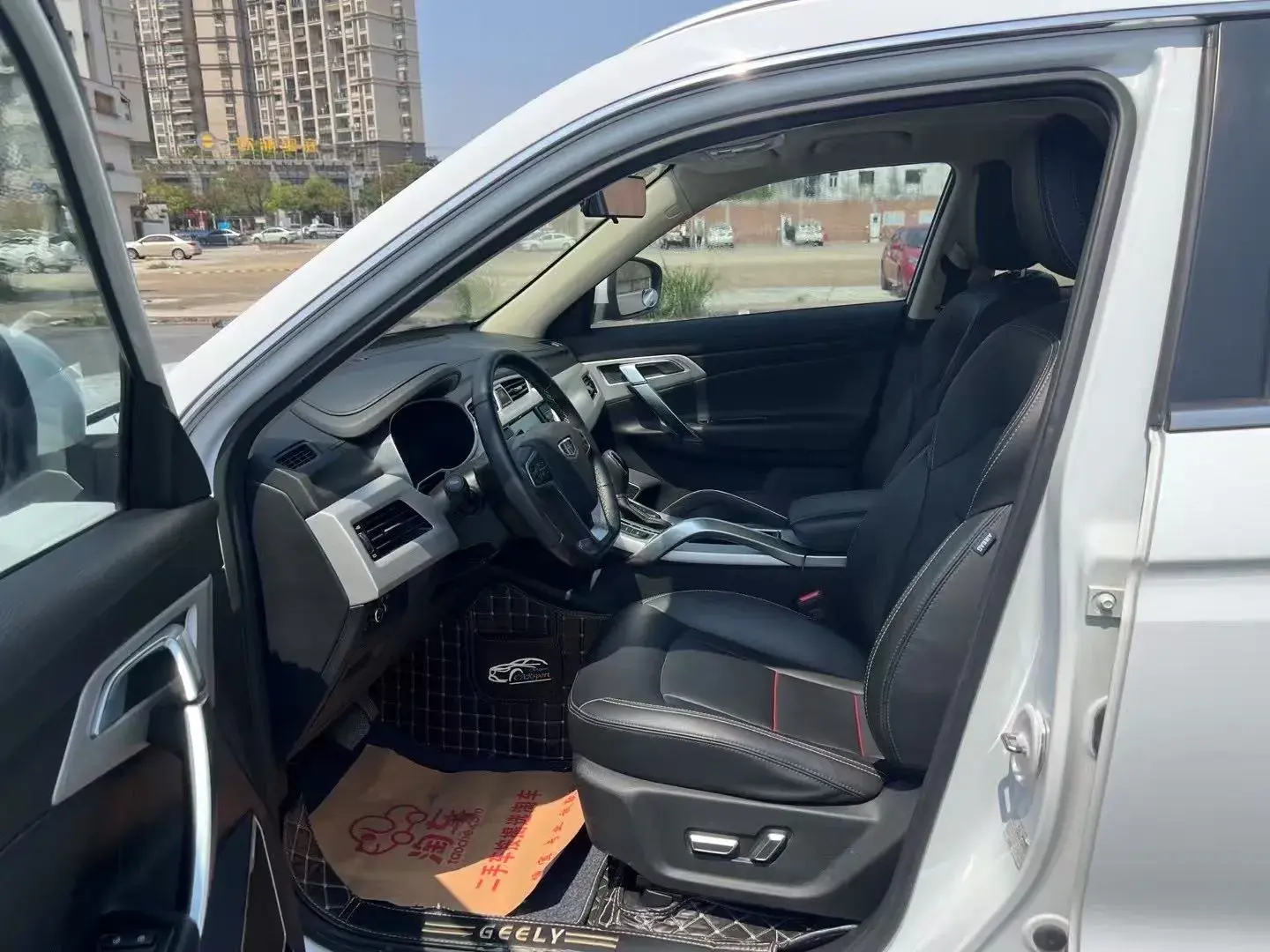 2018 GEELY AZKARRA thumbnail 4