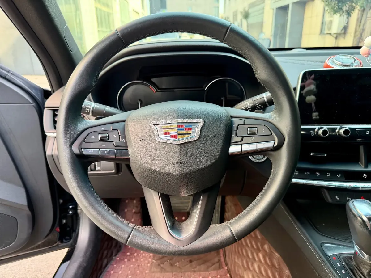 2022 Cadillac CT4 2.0T 237HP L4 8AT,autocango,china used car exporter,china ev exporter,chinese used car exporter,chinese used ev exporter