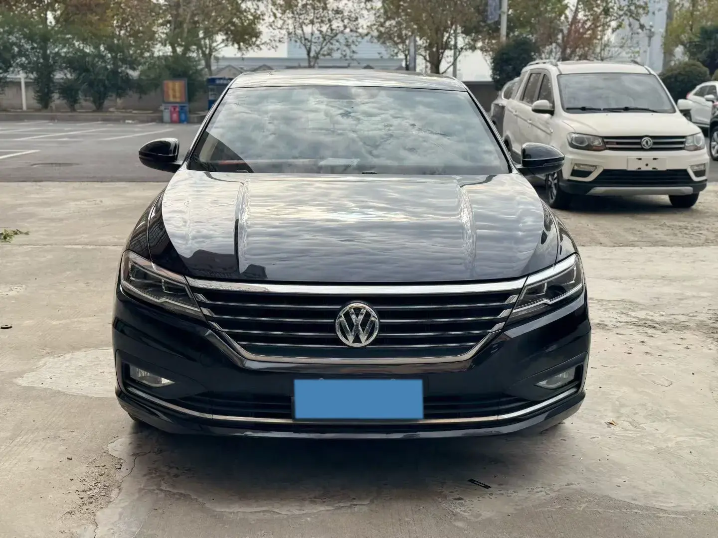 2019 VOLKSWAGEN LAVIDA thumbnail 2