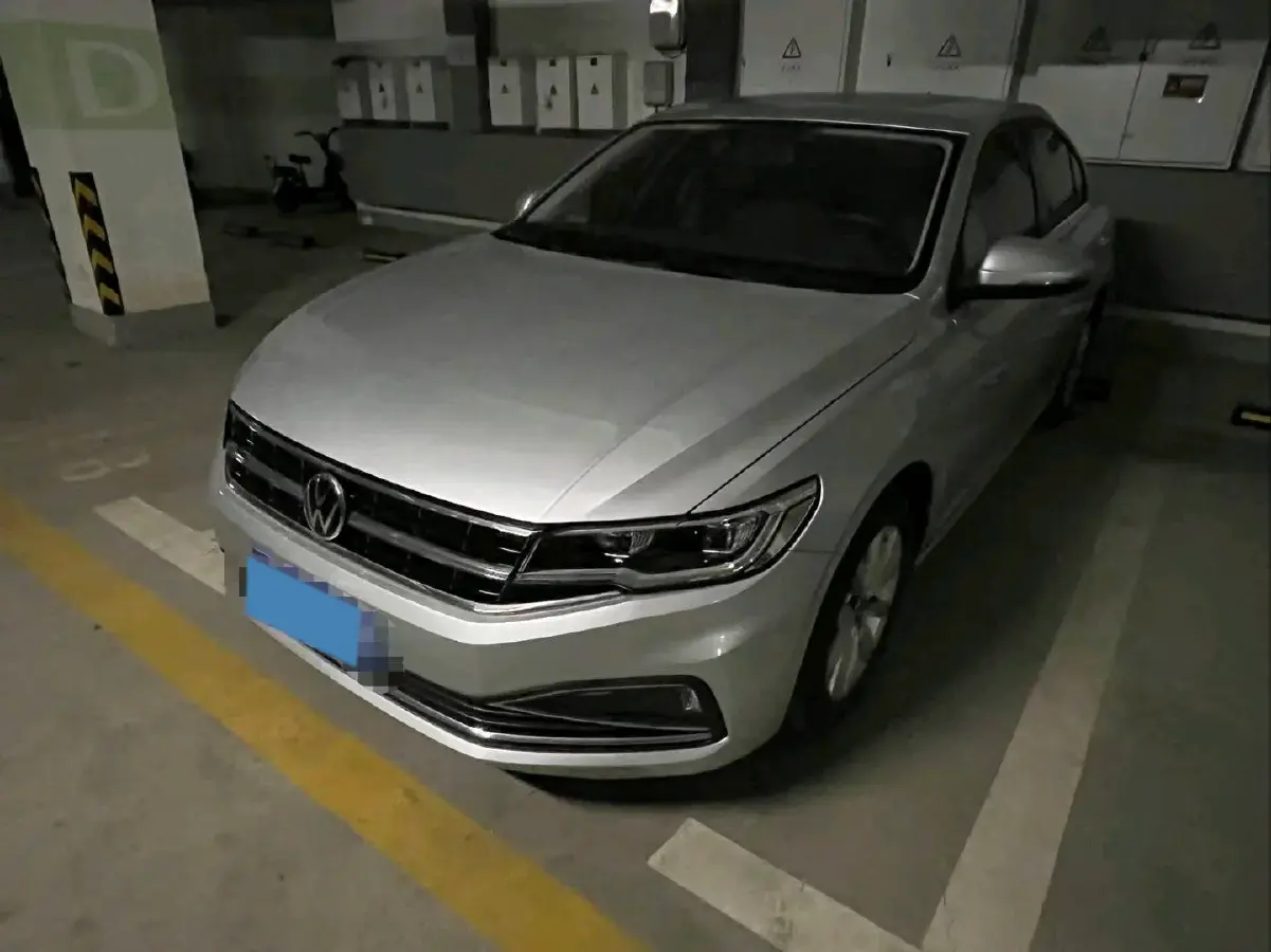 2020 Volkswagen Bora 1.5L 113HP L4 6AT