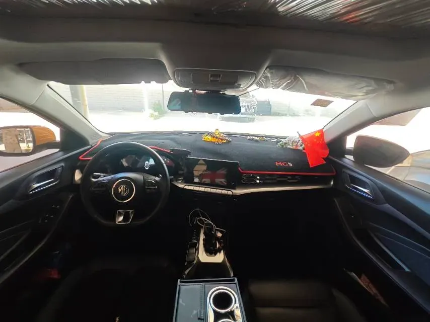 2021 MG 5 1.5T 173HP L4 7DCT,autocango,china used car exporter,china ev exporter,chinese used car exporter,chinese used ev exporter