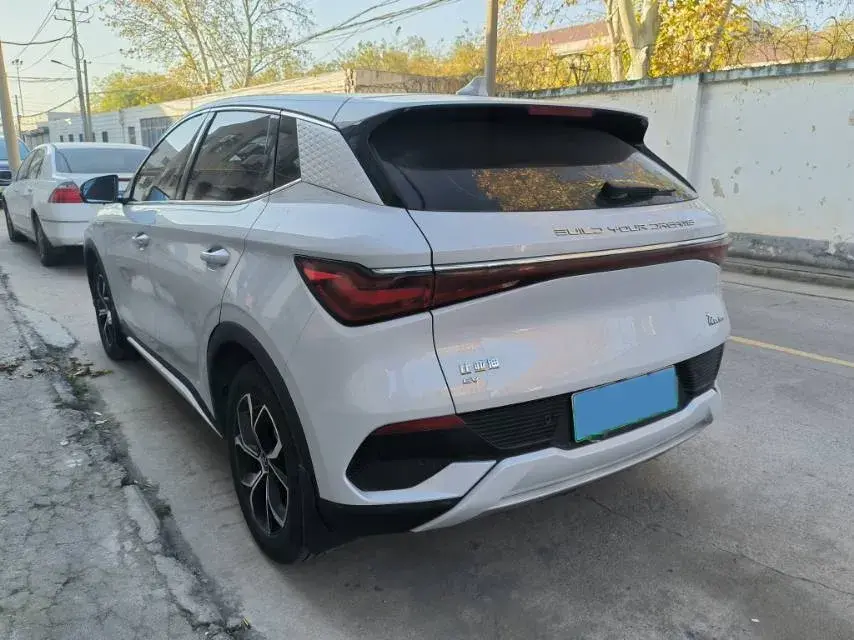 2022 BYD YUAN thumbnail 2