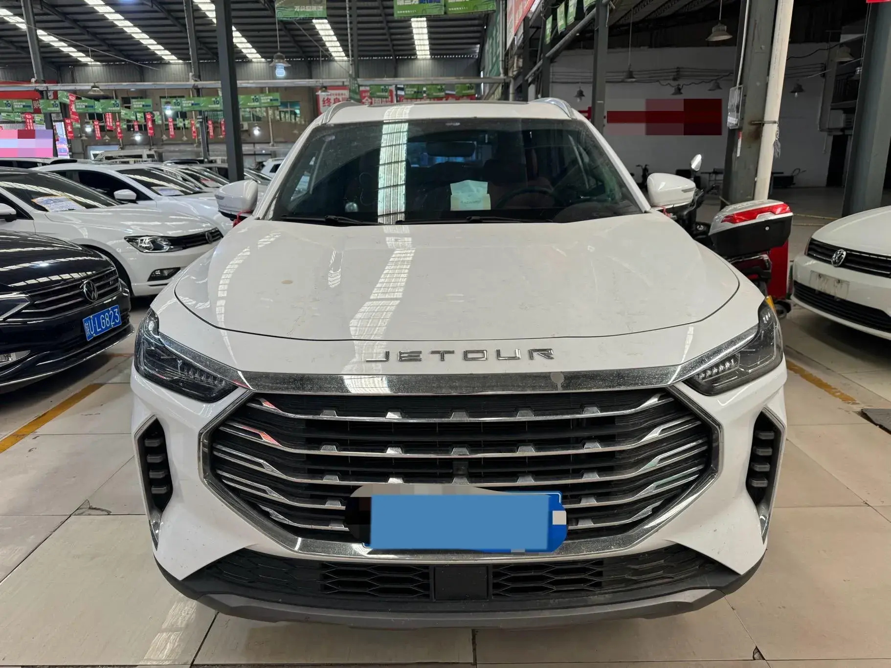 2023 JETOUR X70 thumbnail 2