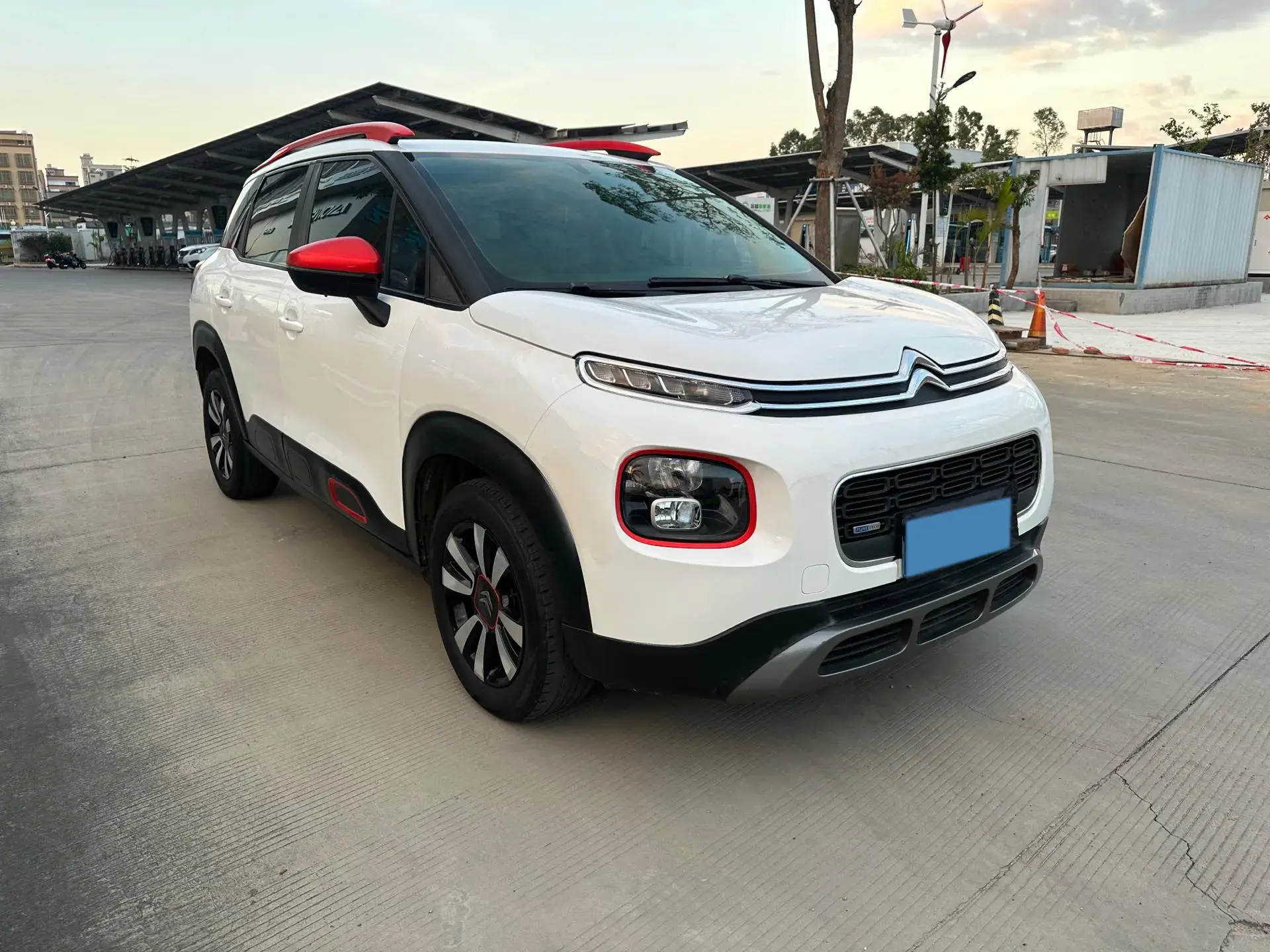 2018 CITROEN C4 thumbnail 2