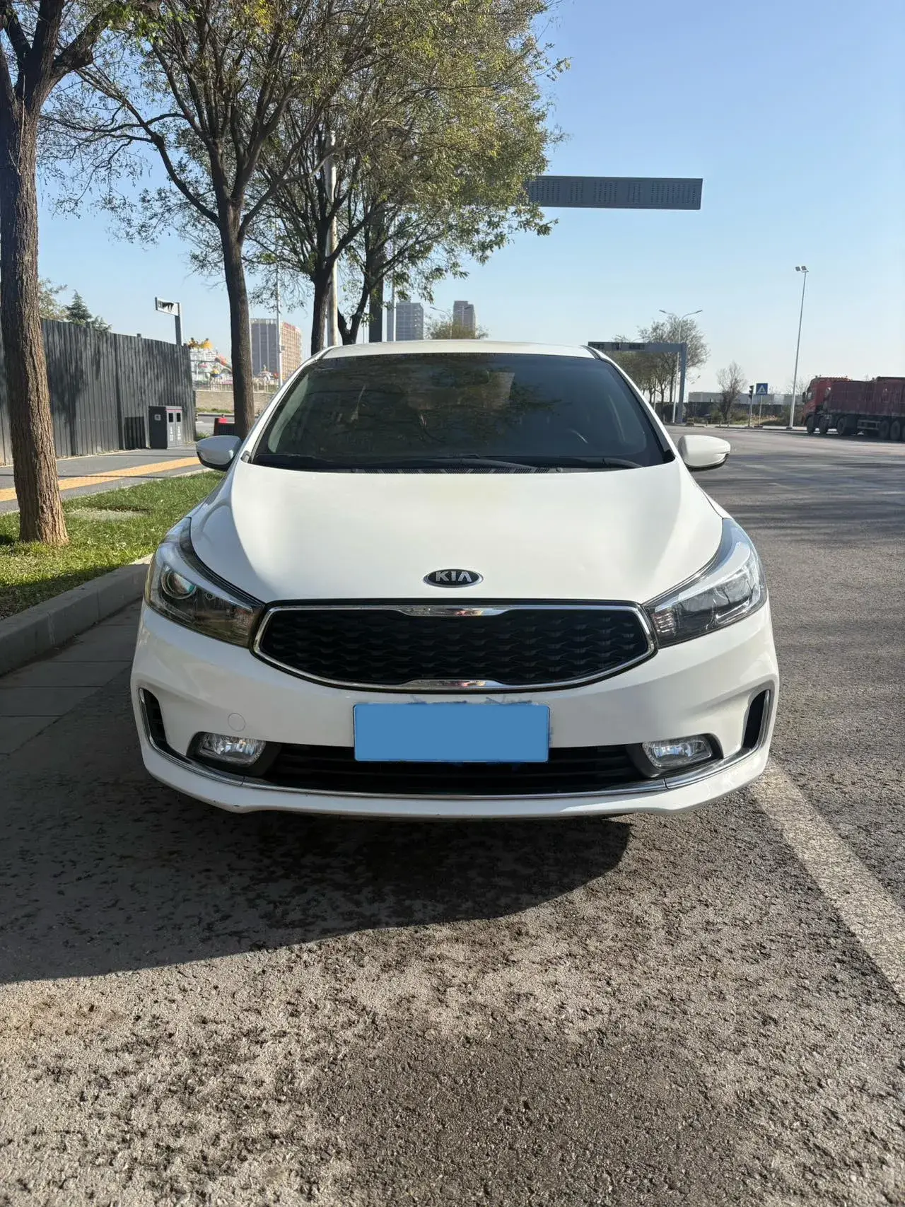 2016 KIA K3 thumbnail 2