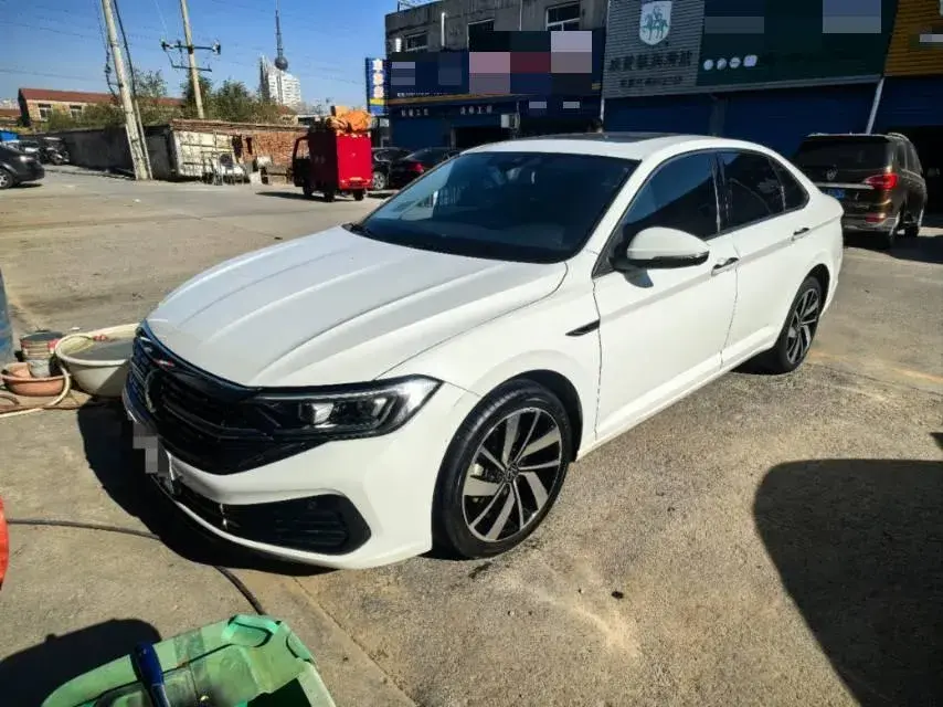 2023 Volkswagen Sagitar 1.5T 160HP L4 7DCT