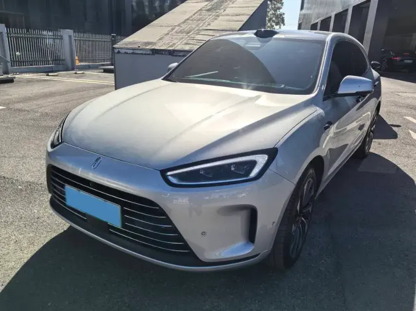 2023 HIMA AITO M5 1.5T 152HP L4 REEV 40KWH