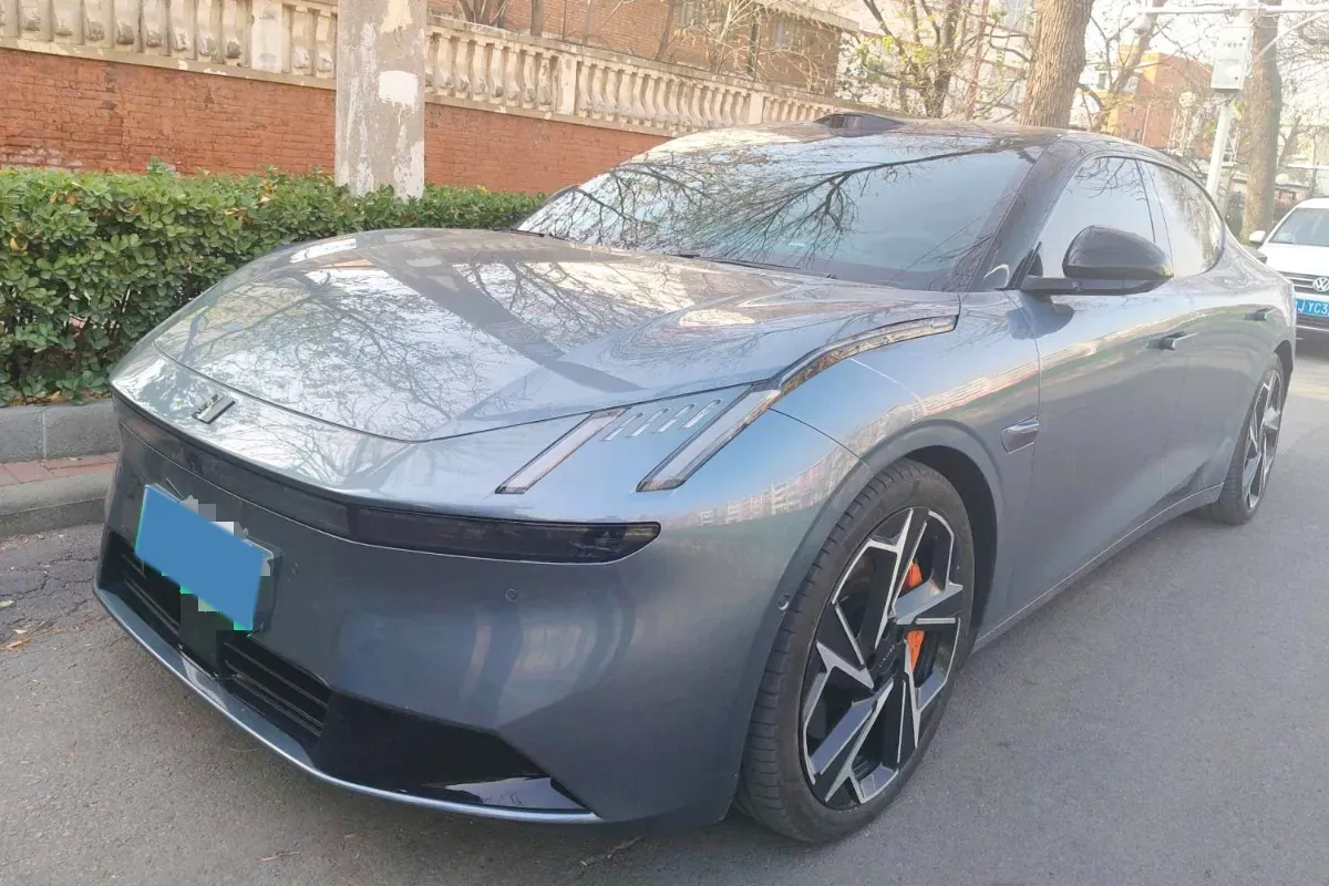 2024 LYNK&CO Z10 BEV 95KWH,autocango,china used car exporter,china ev exporter,chinese used car exporter,chinese used ev exporter