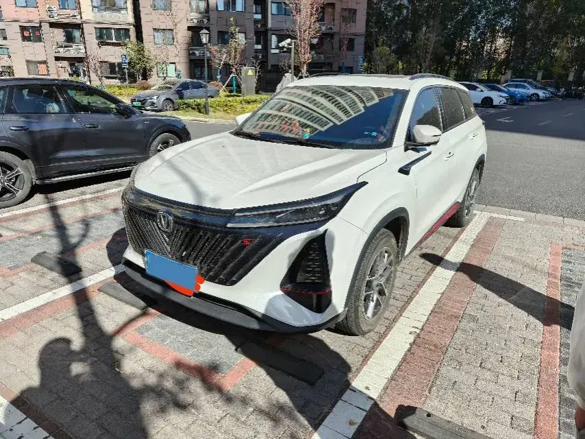 2022 ChangAn Oshan X7 Plus 1.5T 188HP L4 7DCT