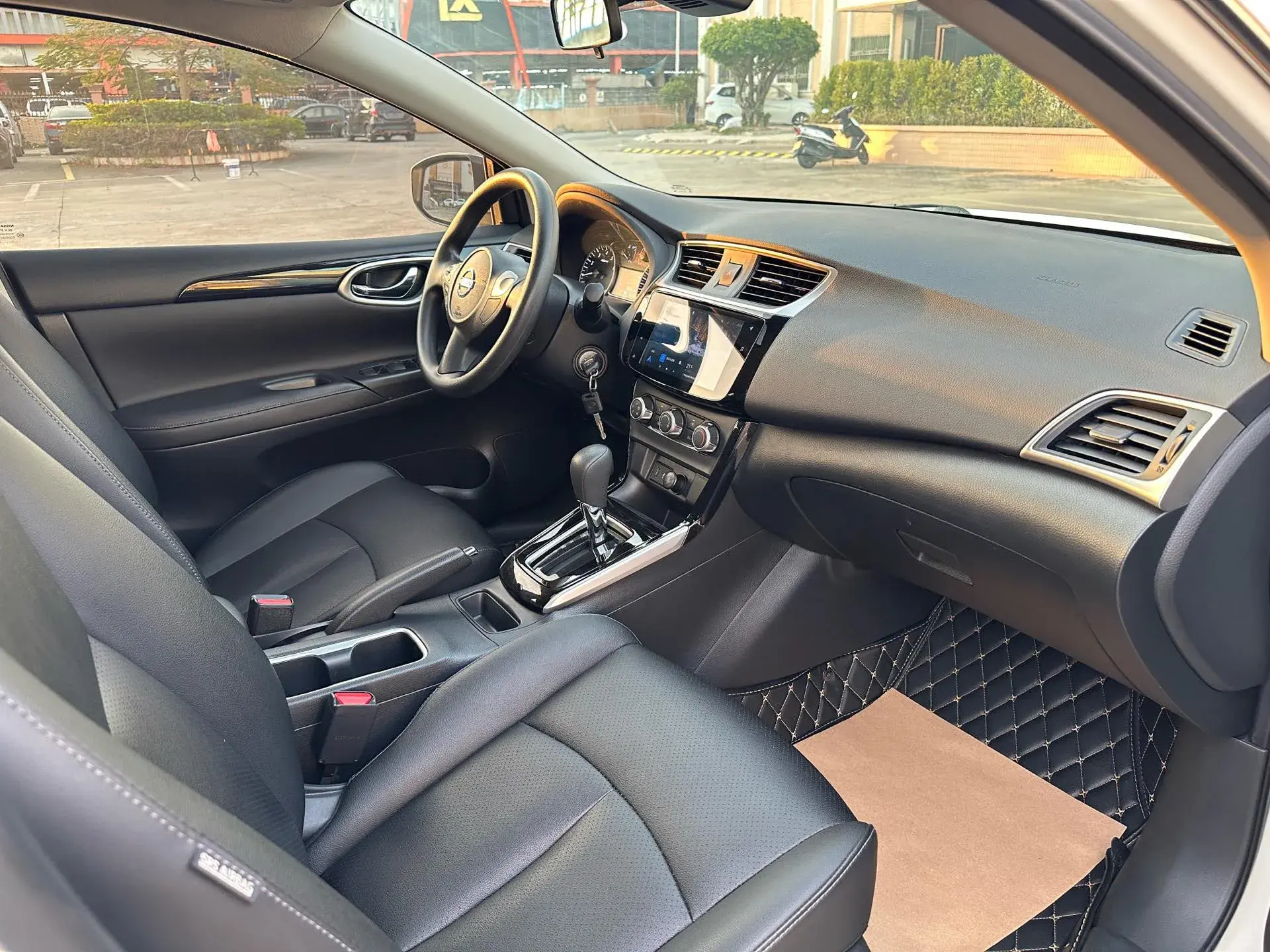 2021 NISSAN SYLPHY thumbnail 4