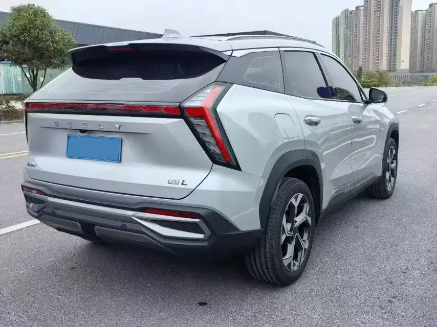 2020 GEELY TUGELLA thumbnail 4