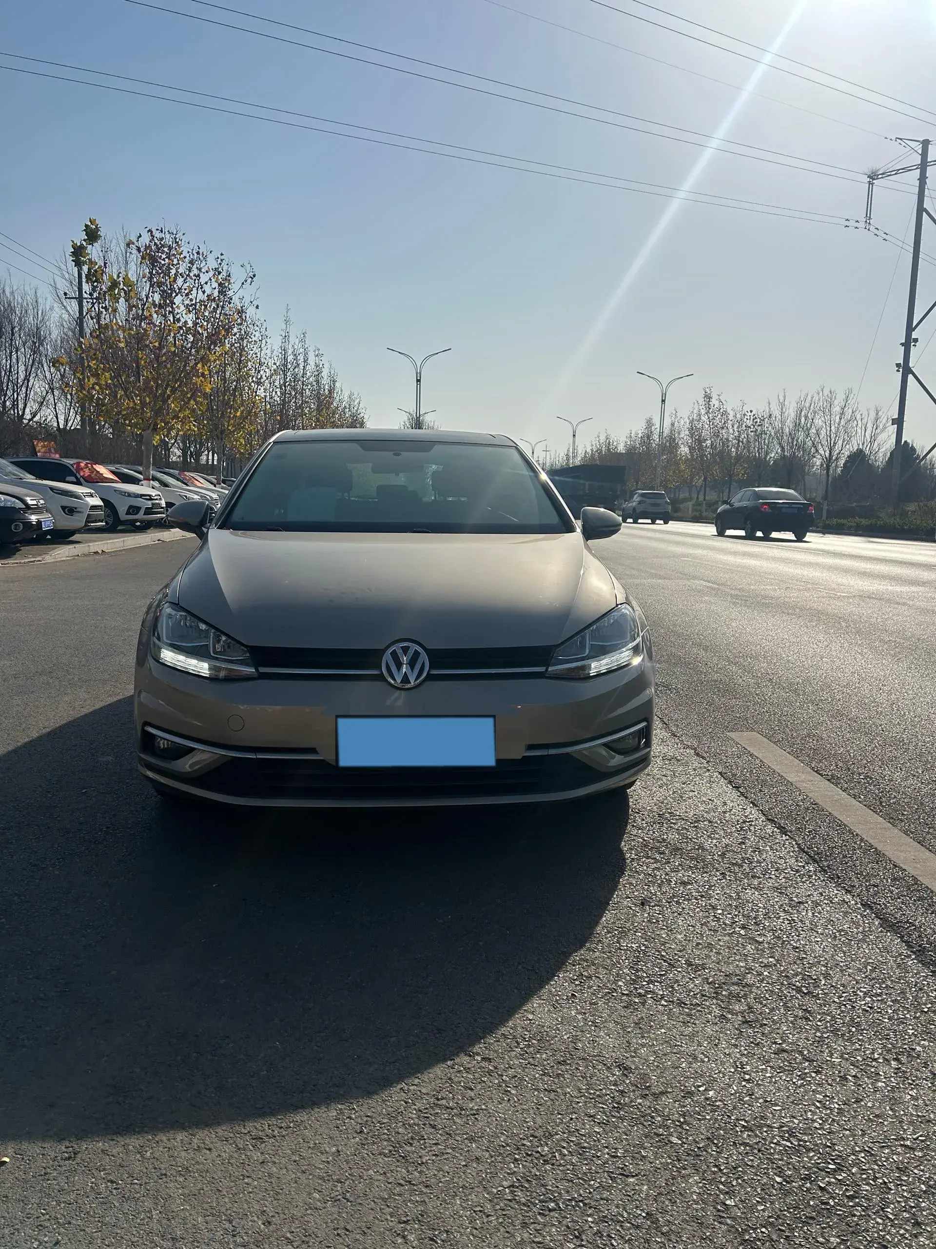 2018 VOLKSWAGEN GOLF thumbnail 2