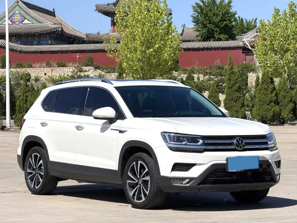 2021 VOLKSWAGEN THARU thumbnail 3